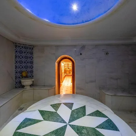 Hotell Byzantium Comfort 3*