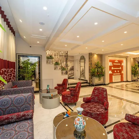 Byzantium Comfort Hotell 3*