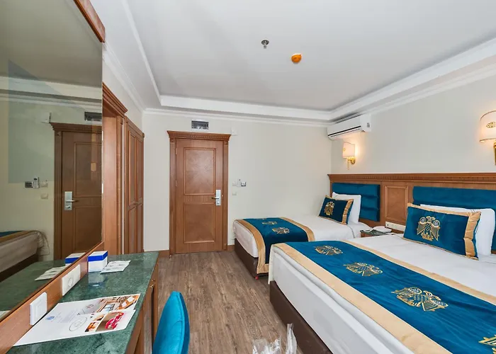 Hotel Byzantium Comfort 3*