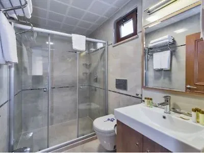 Otel Byzantium Comfort 3*