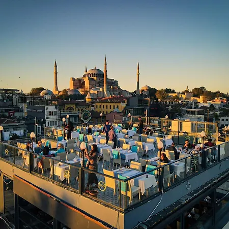 Hotel Byzantium Comfort 3*